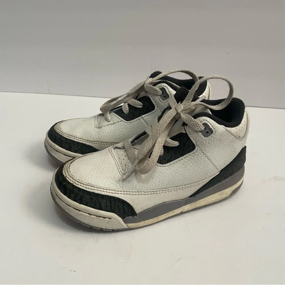 Nike Boys Air Jordan 3 Retro PS GS White Gray Leather Sneaker Shoes Size 10C